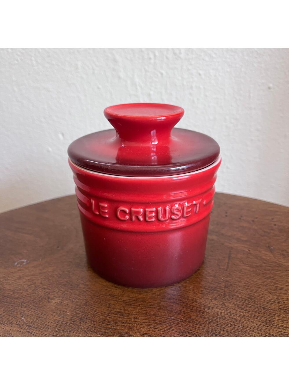 Le Creuset Stoneware Butter Bell Crock Cerise red ombre 6 oz